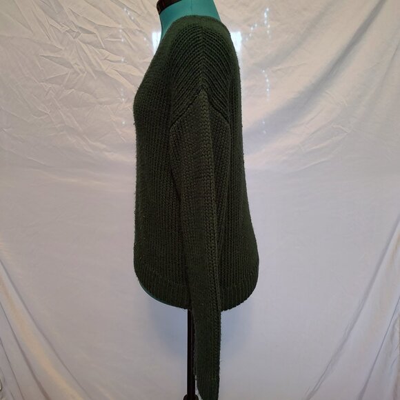 Victoria Secret Sweater - Picture 4 of 5